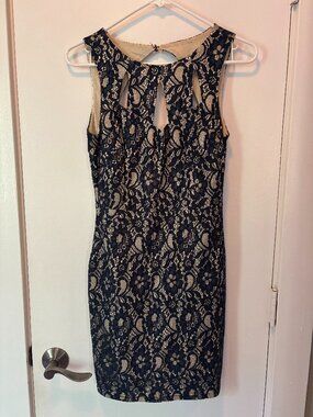 Modcloth Ark & Co navy lace mini dress. Size M (fits like a 4)